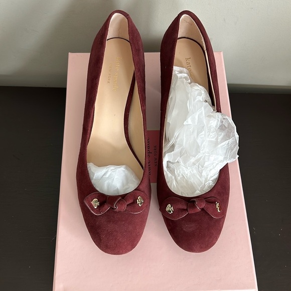 Kate Spade Benice Pumps Suede Cherry Platform Heel Leather Sz 7 NEW - Picture 2 of 10